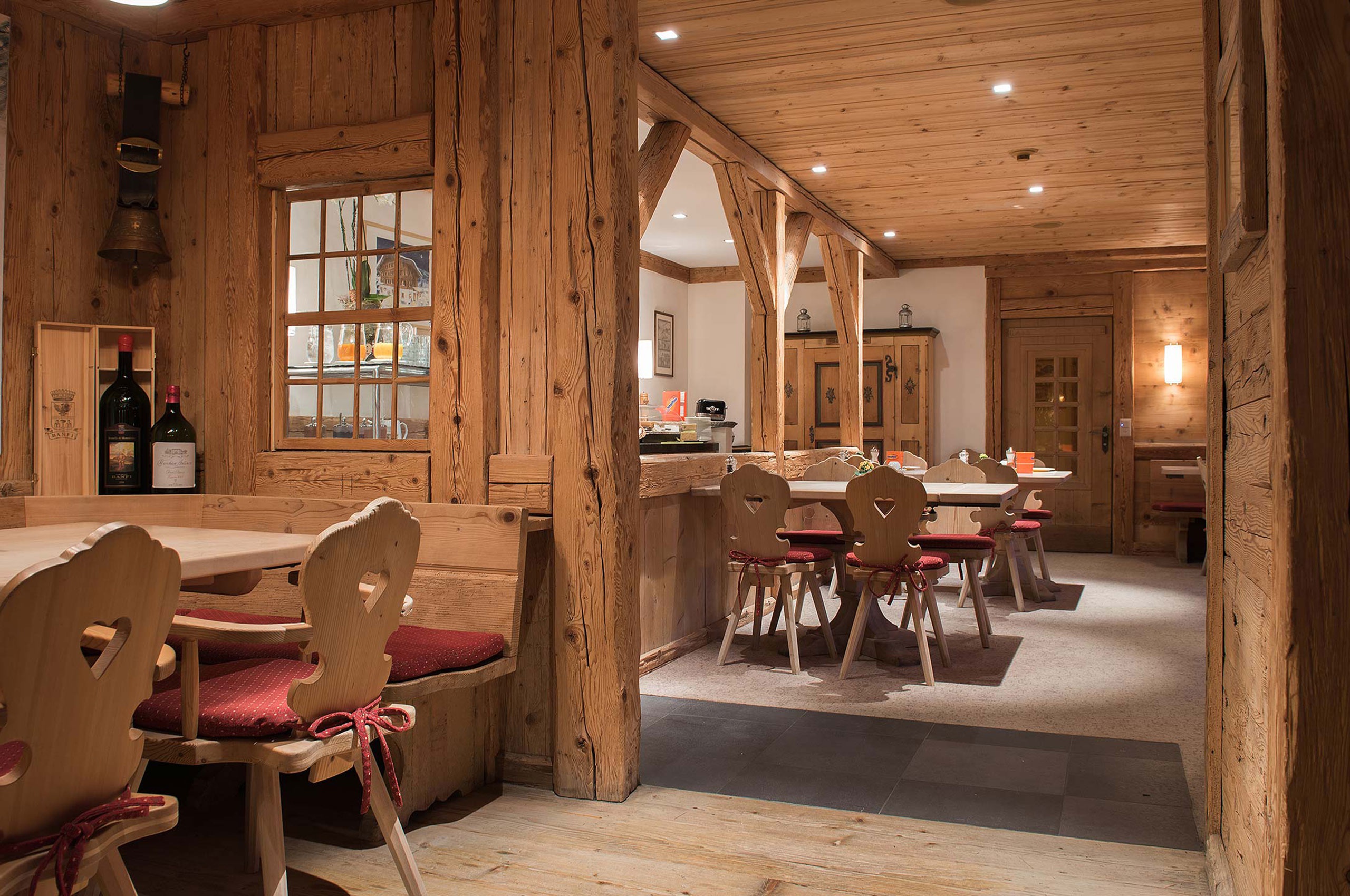 Restaurant / Gaststube: Hotel Kernen Schönried-Gstaad